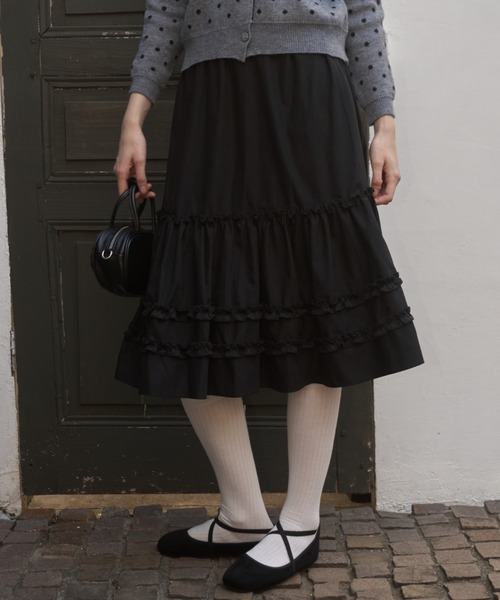 Birthday room(バースデイルーム)の「フリルティアードミディ丈スカート/frilled tiered midi skirt(スカート・レディース・ブラック/ホワイト・FREE)」の13枚目の写真
