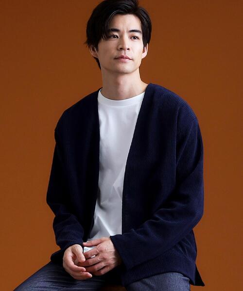 THE SHOP TK （ザ ショップ ティーケー ）の「【セットでお買い得！】モールニットカーディガン＋長袖Tシャツ　洗濯機OK/吸水速乾・毛玉になりにくい（Tシャツのみ）（カーディガン/ボレロ・メンズ・ナチュラル/ダークグレー/ネイビー/ボルドー・02/03/04）」の3枚目の写真