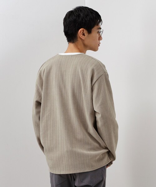 THE SHOP TK （ザ ショップ ティーケー ）の「【セットでお買い得！】モールニットカーディガン＋長袖Tシャツ　洗濯機OK/吸水速乾・毛玉になりにくい（Tシャツのみ）（カーディガン/ボレロ・メンズ・ナチュラル/ダークグレー/ネイビー/ボルドー・02/03/04）」の21枚目の写真