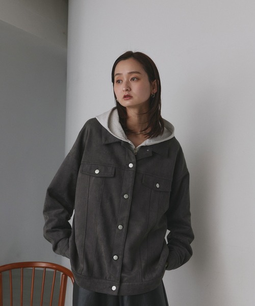 ad thie(アドティエ)の「オーバーシルエット スエードジャケット(ブルゾン・レディース・ベージュ/チャコール/キャメル/ダークブラウン・FREE)」の17枚目の写真
