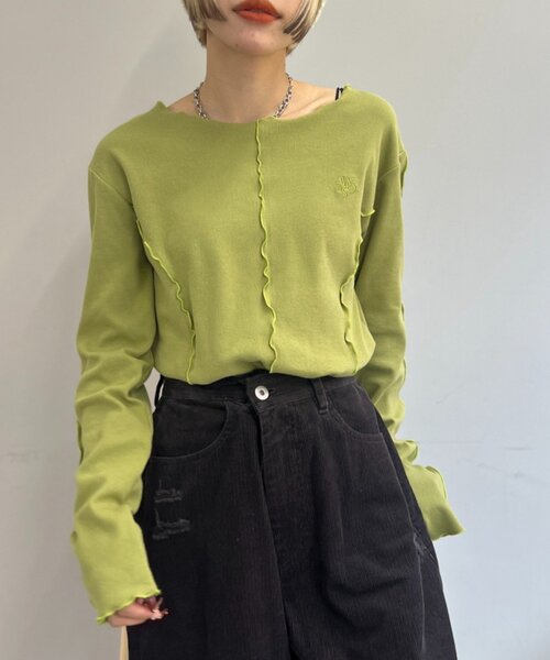 w closet(ダブルクローゼット)の「刺繍メロウリブトップス(Tシャツ/カットソー・レディース・ブラウン/アイボリー/チャコールグレー/グリーン・FREE)」の4枚目の写真