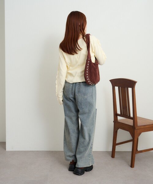 w closet(ダブルクローゼット)の「刺繍メロウリブトップス(Tシャツ/カットソー・レディース・ブラウン/アイボリー/チャコールグレー/グリーン・FREE)」の11枚目の写真