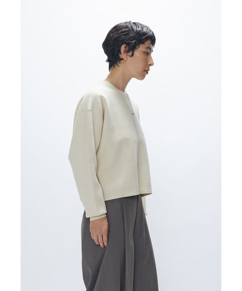 1er Arrondissement（プルミエアロンディスモン）の「ボックスショートニットプルオーバー（ニット/セーター・レディース・オフホワイト/レッド/ブラック系その他3・FREE）」の5枚目の写真