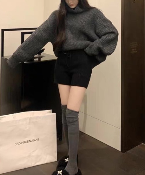 CELENA(セレナ)の「ウォームリブ・ニットショーツ(その他パンツ・レディース・ブラック/ホワイト/グレー/カーキ・FREE)」の20枚目の写真