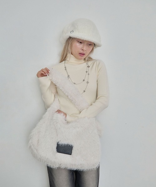 Heart Tattoo(ハートタトゥー)の「star long necklace turtle Knit / スターロングネックレスタートルニット(ニット/セーター・レディース・ブラック/ホワイト・FREE)」の17枚目の写真