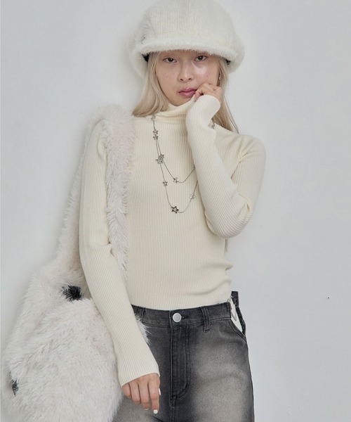 Heart Tattoo(ハートタトゥー)の「star long necklace turtle Knit / スターロングネックレスタートルニット(ニット/セーター・レディース・ブラック/ホワイト・FREE)」の21枚目の写真