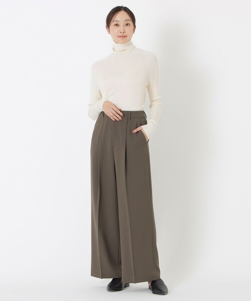 S.ESSENTIALS(エスエッセンシャルズ)の「【ウォッシャブルシルク】タートルネック(ニット/セーター・レディース・ブラック/オフホワイト/レッド系その他・38)」の6枚目の写真