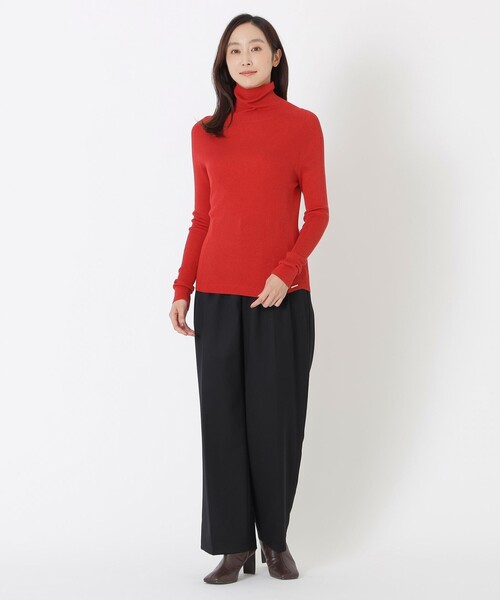 S.ESSENTIALS(エスエッセンシャルズ)の「【ウォッシャブルシルク】タートルネック(ニット/セーター・レディース・ブラック/オフホワイト/レッド系その他・38)」の10枚目の写真