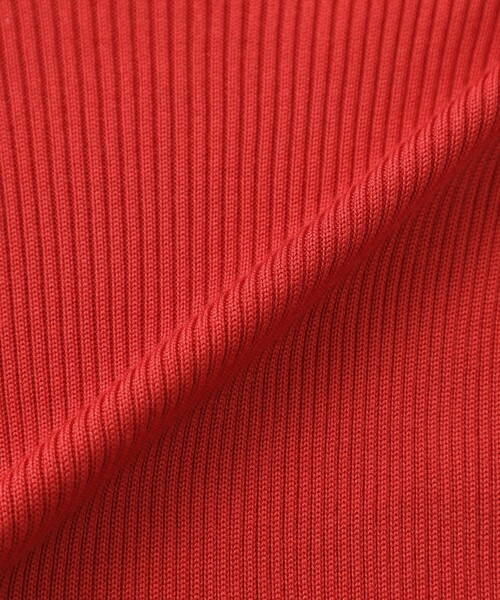 S.ESSENTIALS(エスエッセンシャルズ)の「【ウォッシャブルシルク】タートルネック(ニット/セーター・レディース・ブラック/オフホワイト/レッド系その他・38)」の14枚目の写真