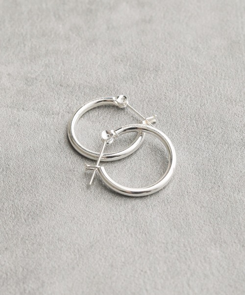Pledge(プレッジ)の「【RES】【Pledge】Silver 925 Hoop Earrings Mini(ピアス(両耳用)・メンズ・シルバー・FREE)」の2枚目の写真