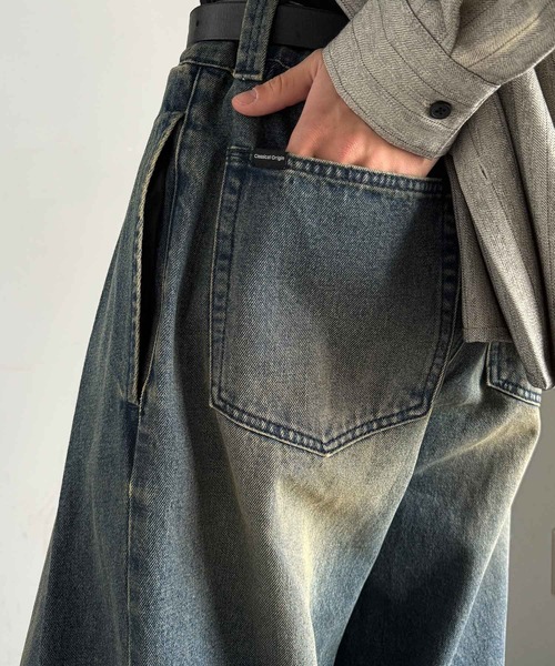 Classical Origin（クラシカルオリジン）の「ヴィンテージ加工3タックワイドバルーンデニムパンツ／Vintage-Washed Three-Tuck Wide Balloon Denim Pants（デニムパンツ・メンズ・ブラック×ベージュ/インディゴブルー・LARGE/MEDIUM/SMALL）」の18枚目の写真
