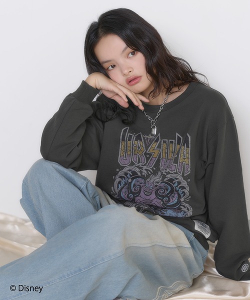 Disney(ディズニー)の「"Disney Villains " Villains/ヴィランズ 別注ルーズシルエットヴィンテージ加工スウェット【UNISEX】(スウェット・レディース・ブラック系1/ブラック系4/ブラック系2/ブラック系3・L/M)」の1枚目の写真