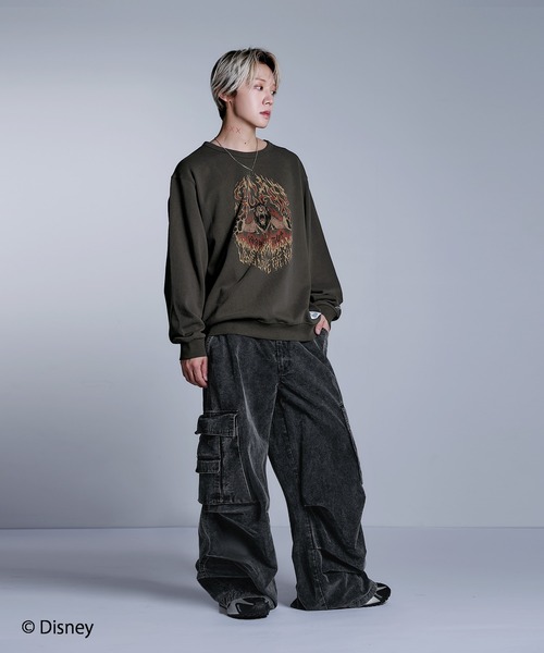 Disney(ディズニー)の「"Disney Villains " Villains/ヴィランズ 別注ルーズシルエットヴィンテージ加工スウェット【UNISEX】(スウェット・レディース・ブラック系1/ブラック系4/ブラック系2/ブラック系3・L/M)」の11枚目の写真