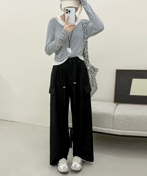DAY CLOSET(デイ クローゼット)の「【ドローコードウエスト調節可/バックゴム】カーゴ風ルーズタックツイルワイドパンツ レディース(カーゴパンツ・レディース・グレー系その他/ダークグレー/ブラック・L/S/M)」の6枚目の写真