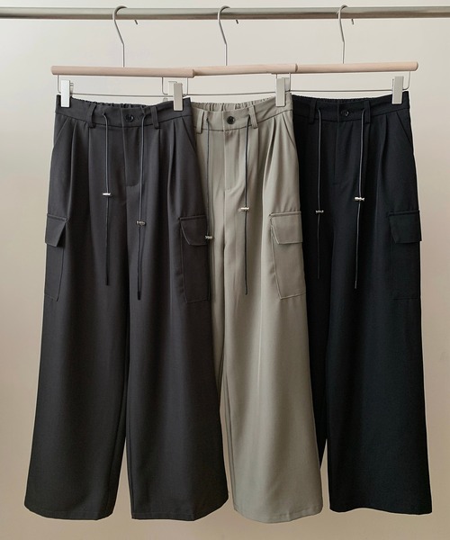DAY CLOSET(デイ クローゼット)の「【ドローコードウエスト調節可/バックゴム】カーゴ風ルーズタックツイルワイドパンツ レディース(カーゴパンツ・レディース・グレー系その他/ダークグレー/ブラック・L/S/M)」の15枚目の写真