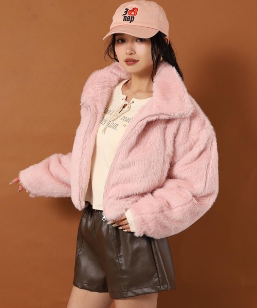 ANAP（アナップ）の「ハイネック フェイク ファー ブルゾン（ブルゾン・レディース・ピンク/グレー/ブラック・F）」の4枚目の写真