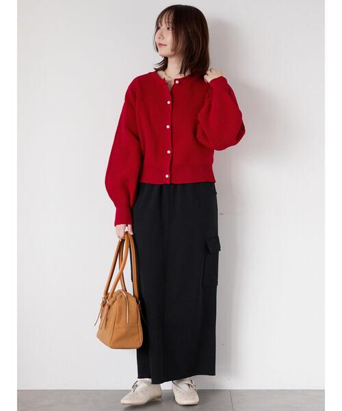 Te chichi TERRASSE（テチチテラス）の「無撚糸パール釦カーディガン（カーディガン/ボレロ・レディース・レッド/ブラック/ブルー/オフホワイト・F）」の18枚目の写真