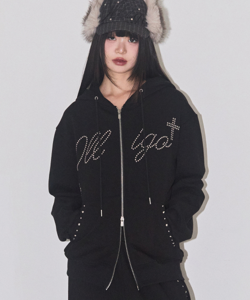 ILLIGO(イリゴ)の「クロスホットフィックスフードジップアップブラック(パーカー・レディース・その他・SMALL/MEDIUM)」の1枚目の写真