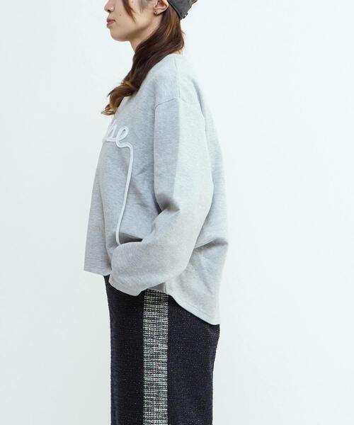 CONVERSE TOKYO（コンバーストウキョウ）の「SPINDLE LOGO TUCK SWEAT（スウェット・レディース・ベージュ/杢グレー/ブラック/ピンク・FREE）」の10枚目の写真