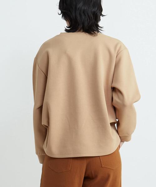 CONVERSE TOKYO（コンバーストウキョウ）の「SPINDLE LOGO TUCK SWEAT（スウェット・レディース・ベージュ/杢グレー/ブラック/ピンク・FREE）」の20枚目の写真