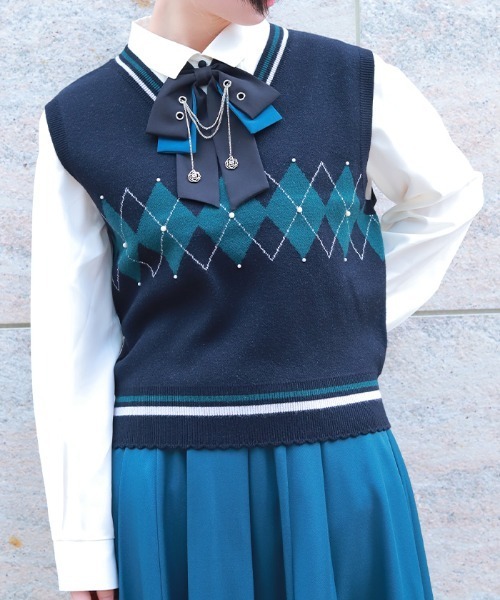 axes femme（アクシーズファム）の「パール付アーガイルベスト（ニット/セーター・レディース・キナリ/ダークブラウン/ブラック・FREE）」の2枚目の写真