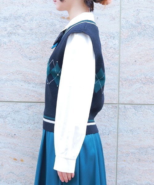 axes femme（アクシーズファム）の「パール付アーガイルベスト（ニット/セーター・レディース・キナリ/ダークブラウン/ブラック・FREE）」の4枚目の写真