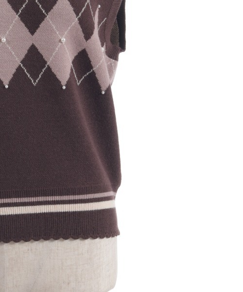 axes femme（アクシーズファム）の「パール付アーガイルベスト（ニット/セーター・レディース・キナリ/ダークブラウン/ブラック・FREE）」の12枚目の写真