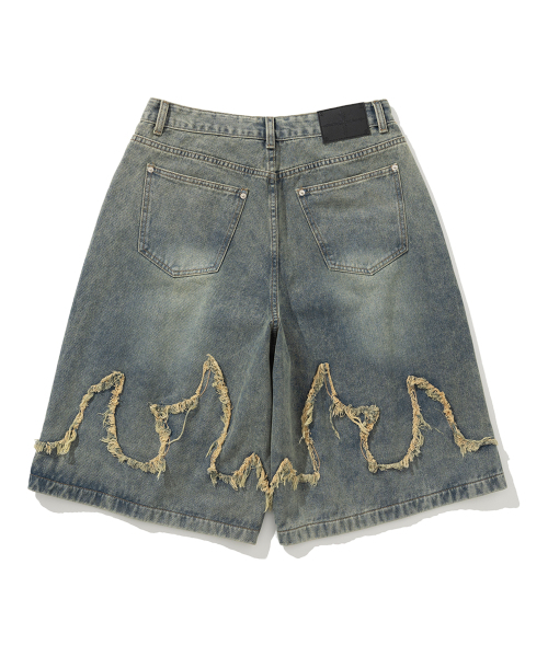 NOT4NERD(ノットフォーナード)の「Flame Applique Bermuda Denim Shorts - Deep Blue(その他パンツ・レディース・その他・MEDIUM/LARGE/X-LARGE)」の3枚目の写真