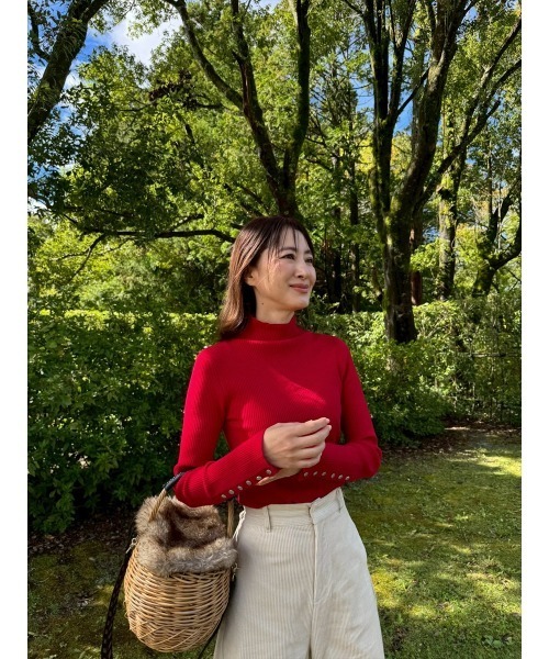 Day and Grade（デイアンドグレイド）の「【前田ゆかセレクト】シルバー釦ハイネックニット（ニット/セーター・レディース・レッド・FREE）」の8枚目の写真