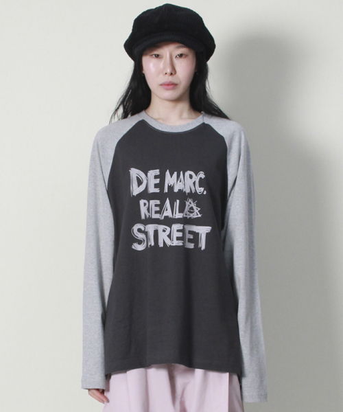 DEMARC(ドゥマーク)の「リアルストリートカラーミックスラグラン長袖Tシャツグレー&チャコール(Tシャツ/カットソー・レディース・その他・MEDIUM/LARGE)」の2枚目の写真