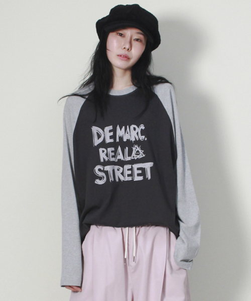DEMARC(ドゥマーク)の「リアルストリートカラーミックスラグラン長袖Tシャツグレー&チャコール(Tシャツ/カットソー・レディース・その他・MEDIUM/LARGE)」の10枚目の写真
