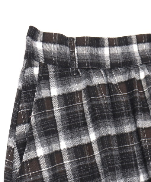 atmos pink（アトモスピンク）の「atmos pink Asymmetry Check Skirt / アトモス ピンク アシンメトリー チェック スカート（スカート・レディース・ブラック/ピンク・FREE）」の3枚目の写真