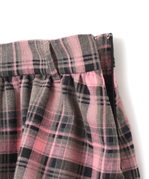 atmos pink（アトモスピンク）の「atmos pink Asymmetry Check Skirt / アトモス ピンク アシンメトリー チェック スカート（スカート・レディース・ブラック/ピンク・FREE）」の8枚目の写真