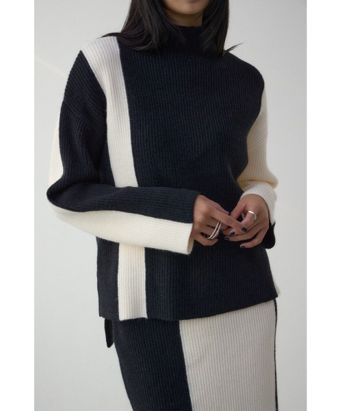 AZUL by moussy(アズールバイマウジー)の「バイカラーハイネックニットトップス(ニット/セーター・レディース・ブラック/モカ/グレー・FREE)」の4枚目の写真