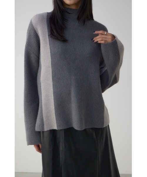 AZUL by moussy(アズールバイマウジー)の「バイカラーハイネックニットトップス(ニット/セーター・レディース・ブラック/モカ/グレー・FREE)」の16枚目の写真