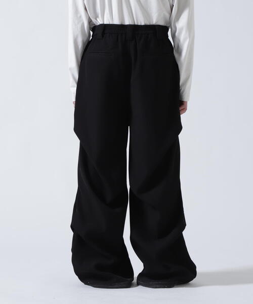GEN_DAI(ゲンダイ)の「GEN_DAI/ゲンダイ/gather pants(その他パンツ・メンズ・ブラック・2/1/0)」の4枚目の写真