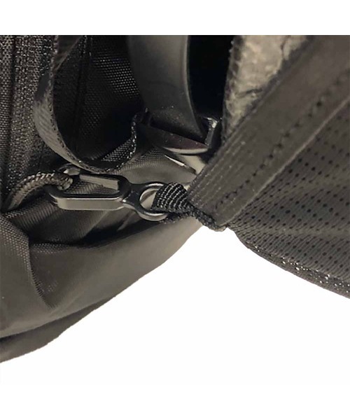 emonique（エモニーク）の「UNION6 ヘルメット収納バックパック（バックパック/リュック・メンズ・ブラック/グレー・FREE）」の17枚目の写真