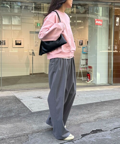 fredy emue（フレディエミュ）の「FR刺繍ヘビー裏毛スウェット（スウェット・レディース・ピンク/グレー/オフホワイト/ミント・38）」の13枚目の写真