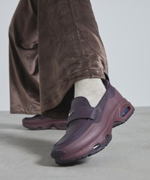 NIKE（ナイキ）の「ナイキ エア マックス フェノメナ ウィメンズシューズ   Nike Air Max Phenomena Women's Shoes IM8814-600 Burgundy Crush（ローファー）」