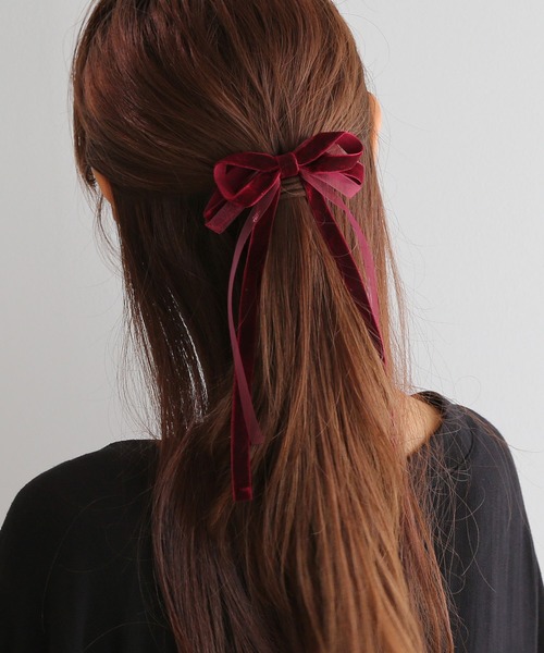 colleca la(コレカラ)の「レイヤードベロアリボンヘアカフ/ヘアフック(バレッタ/ヘアクリップ・レディース・ブラック/ボルドー・FREE)」の1枚目の写真