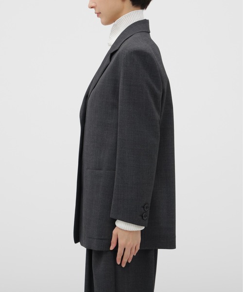 MARGARET HOWELL(マーガレットハウエル)の「CRISP WOOL PLAINWEAVE JACKET(テーラードジャケット・レディース・グレー系その他3・1)」の3枚目の写真