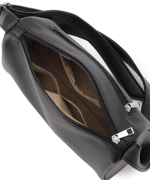 SHOO・LA・RUE（シューラルー）の「カジュアルからきれいめまで ワンハンドル ショルダーバッグ（ショルダーバッグ・レディース・ナチュラル/ブラック/アイボリー・00）」の16枚目の写真