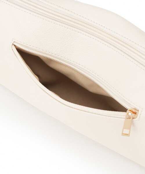 SHOO・LA・RUE（シューラルー）の「カジュアルからきれいめまで ワンハンドル ショルダーバッグ（ショルダーバッグ・レディース・ナチュラル/ブラック/アイボリー・00）」の10枚目の写真