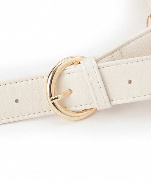 SHOO・LA・RUE（シューラルー）の「カジュアルからきれいめまで ワンハンドル ショルダーバッグ（ショルダーバッグ・レディース・ナチュラル/ブラック/アイボリー・00）」の11枚目の写真