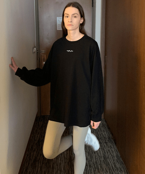 INJIACTIVE(インジアクティブ)の「四季用Tシャツ ブラック(Tシャツ/カットソー・レディース・その他・ONE SIZE)」の2枚目の写真