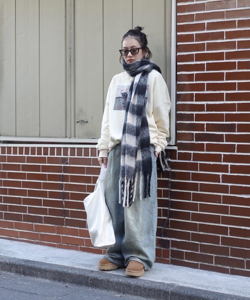 TEEN BOOP（ティーンブープ）の「フォトプリントルーズスウェット