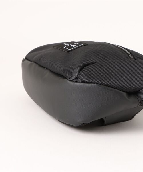 RVCA（ルーカ）の「RVCA メンズ LEVEL WAISTPACK ショルダーバッグ 【2026年春夏モデル】（ショルダーバッグ・メンズ・ブラック・FREE）」の3枚目の写真