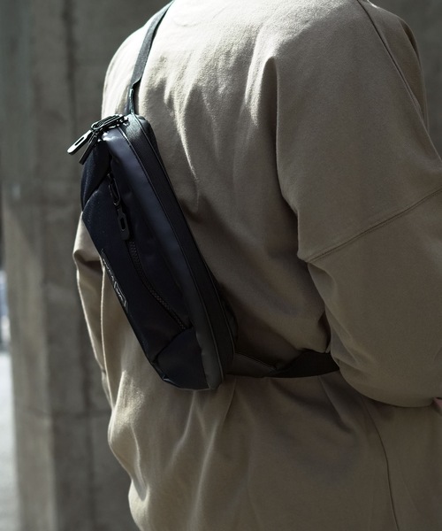 RVCA（ルーカ）の「RVCA メンズ LEVEL WAISTPACK ショルダーバッグ 【2026年春夏モデル】（ショルダーバッグ・メンズ・ブラック・FREE）」の12枚目の写真