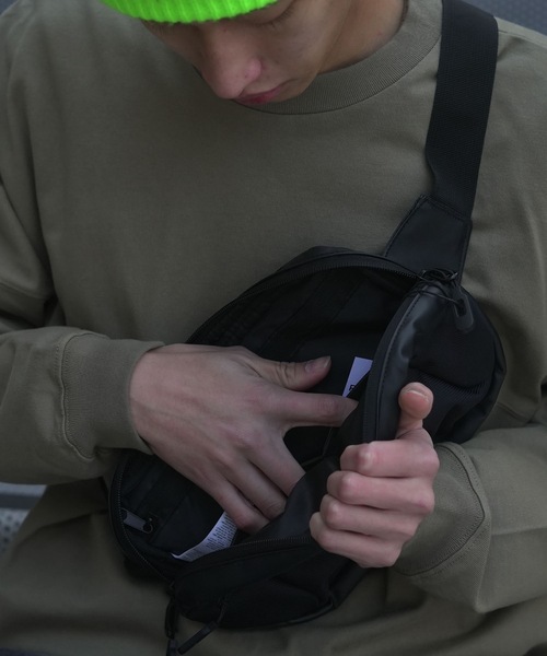 RVCA（ルーカ）の「RVCA メンズ LEVEL WAISTPACK ショルダーバッグ 【2026年春夏モデル】（ショルダーバッグ・メンズ・ブラック・FREE）」の13枚目の写真