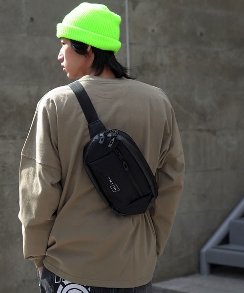 RVCA（ルーカ）の「RVCA メンズ LEVEL WAISTPACK ショルダーバッグ 【2026年春夏モデル】（ショルダーバッグ・メンズ・ブラック・FREE）」の10枚目の写真